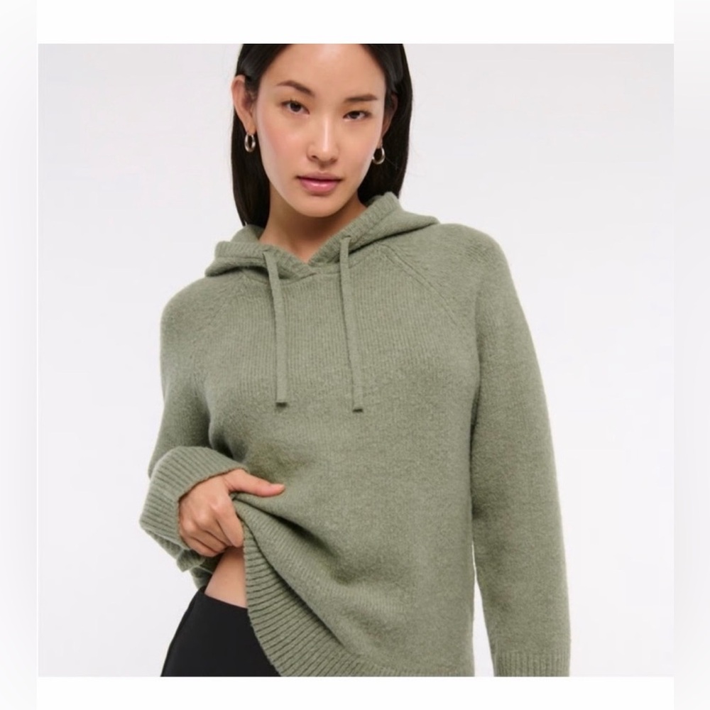 Abercrombie & Fitch Green Drawstring Hoodie Sweater Medium